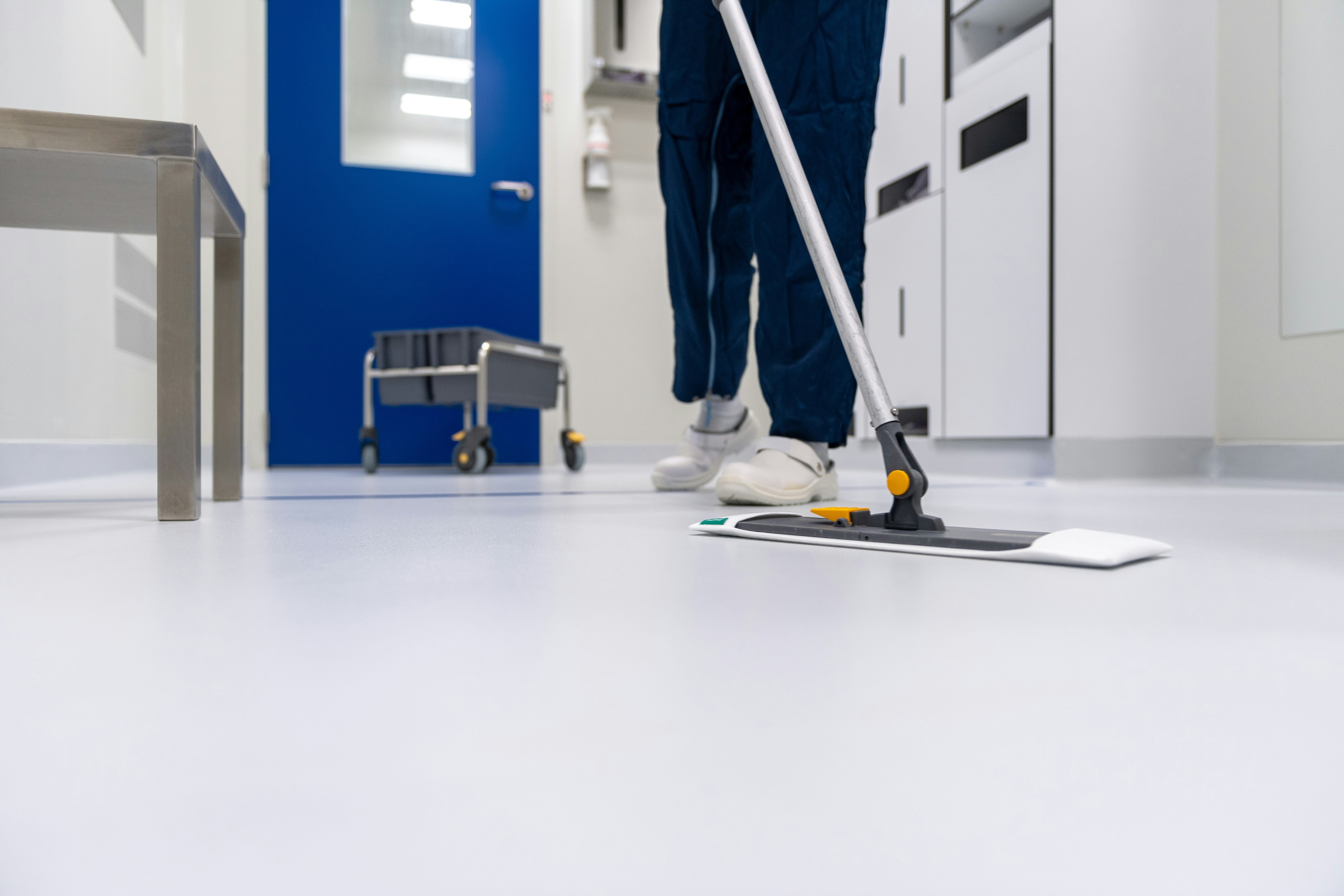 Essential Cleaning Tools Checklist for Beginners